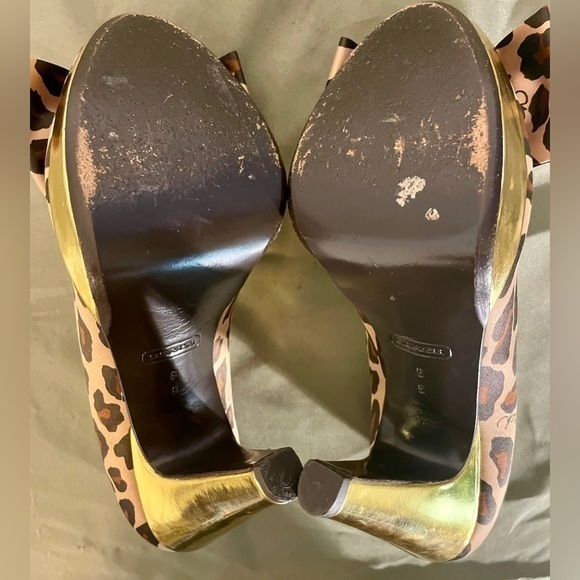 Coach Satin Leopard Print Daisey Open Toe Pumps Gold Heel Bow 8 Made In Italy - Picture 7 of 7